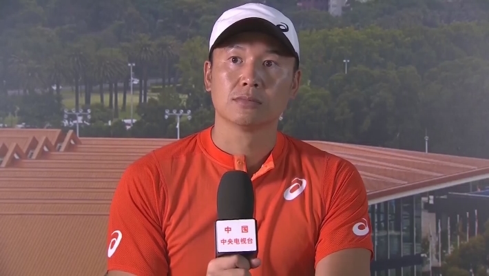 【张帅教练刘硕:张帅夺冠给了国家网球队信心】2019澳网女双决赛落幕
